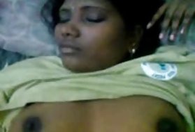 India tüdruk " rind tuss filmitud avatud tema bf nägu