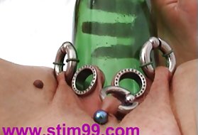 Suur pudel kuradi vagiina, tuss moans orgasm xxx porn site