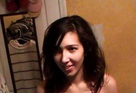 Bikiinid teen imeda ja imeda, neelata emaka orgasm porn