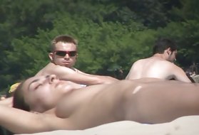 Rand hottie ukrainast -- musta mere topless must