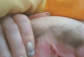 Naine karvane tuss masturbatsioon mehed,cum hõõrudes sperma arvesse tema vagiina
