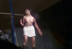 India tüdruk ribad tantsu show avaliku -, tantsu -, porn pics ema õpetab